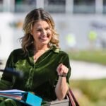 Amanda Balionis flaunts her all black ‘activewear’ before hitting the gym