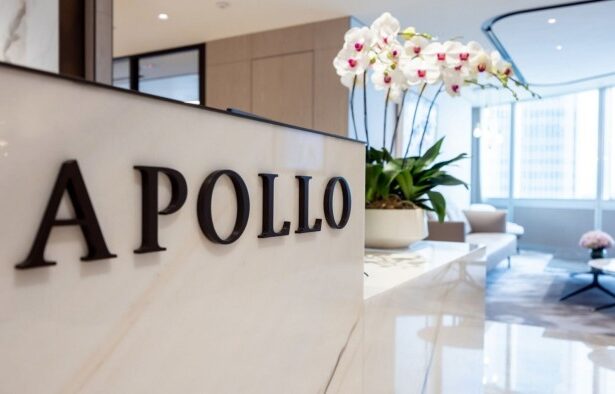 Apollo delays hiring junior bankers after pressure from Jamie Dimon