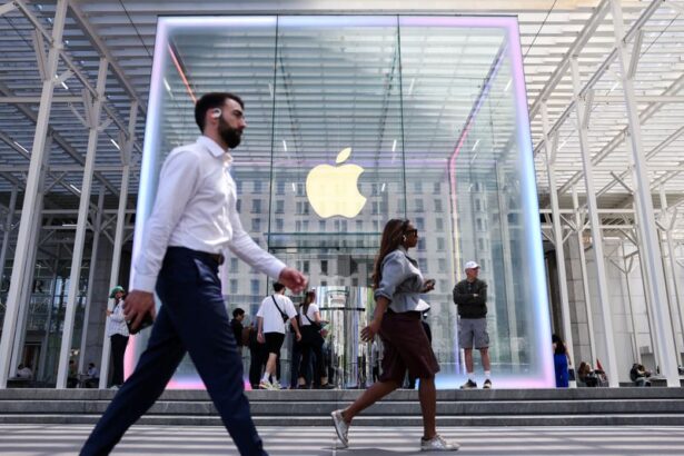 Apple challenges ‘unreasonable’ EU order to open up to rivals