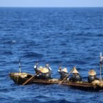 Archaeologists Recreate Prehistoric Tools to Build a Canoe for 140-Mile Ocean Voyage