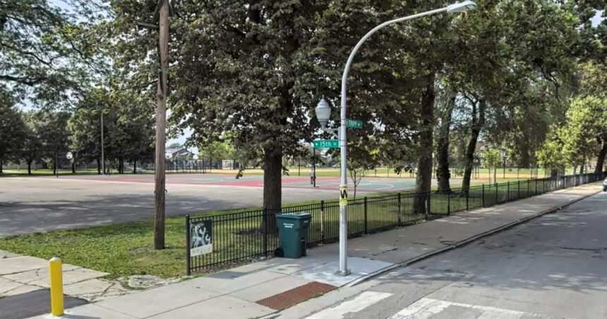 Boy, 11, shot near basketball courts inside Lawndale park