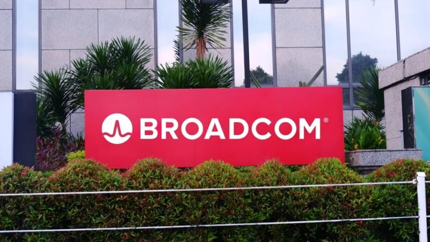 Broadcom Just Got a New Street-High Price Target. Should You Buy AVGO Stock Here?