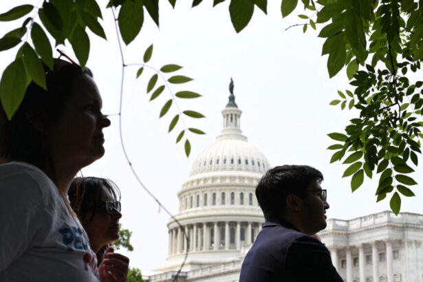 Budget bill puts doctors, and their lobbyists, in middle of tug-of-war