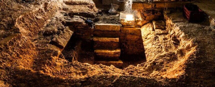 Burial Vault Sealed For 400 Years Found at End of Long-Forgotten Staircase : ScienceAlert