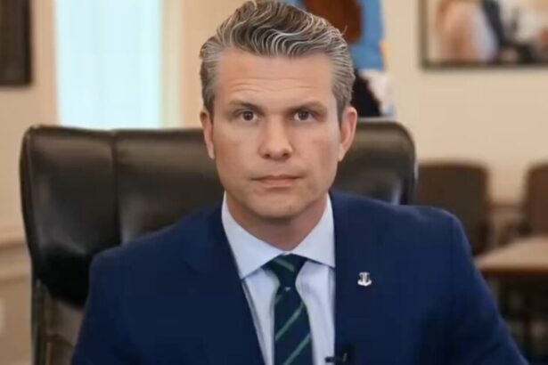 CHANGE: U.S. Army Meets 2025 Recruiting Goal Four Months Ahead of Schedule |