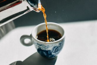 Caffeine Has a Weird Effect on Your Brain While You’re Asleep : ScienceAlert