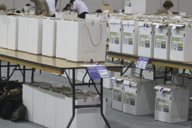 Chicago Paper Warns New Yorkers Considering Commie Mayoral Candidate in Tuesday Primary: Just Look At Us |