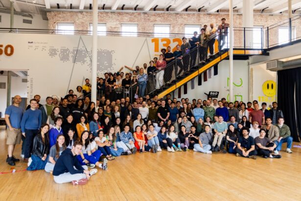 Clay secures a new round at a B valuation, sources say