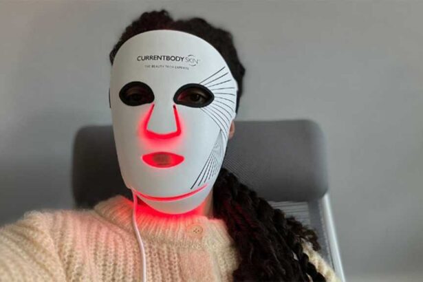 CurrentBody LED Light Therapy Face Mask: Series 2 Review