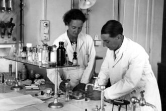Destroyer of Worlds review: Frank Close’s new book is a welcome rework of the atomic age