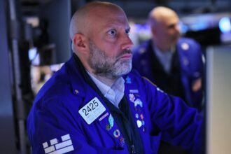 Dow, S&P 500, Nasdaq wobble, oil prices rise as Wall Street weighs Iran’s next move