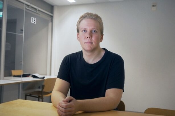 Elon Musk, PlayStation Hacker Subject of New Max Documentary Series