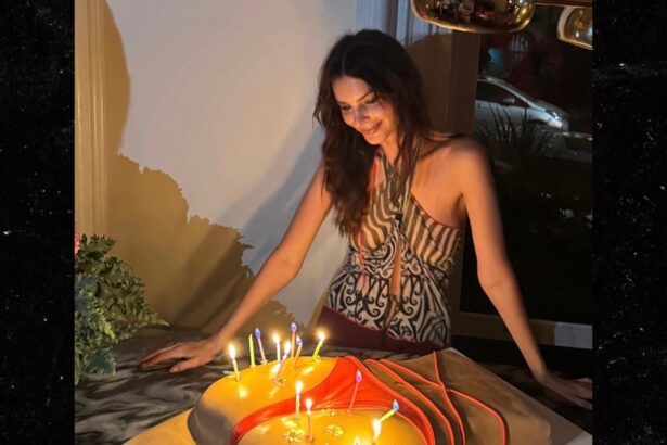 Emily Ratajkowski Celebrates 34th Birthday With ‘Cake-Themed’ Bash