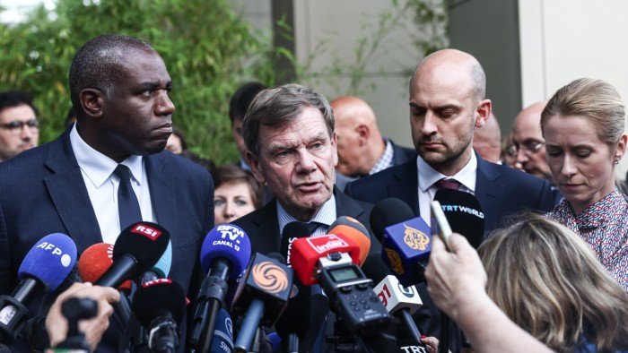 European ministers urge Iran to resume talks with Trump administration