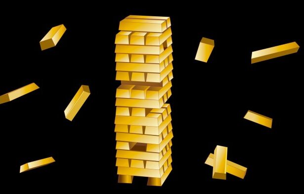 Gold glitters as mistrust spreads
