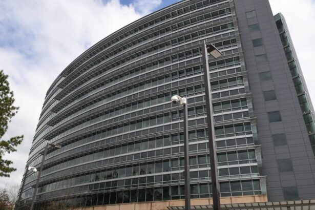 HHS reverses hundreds of CDC firings