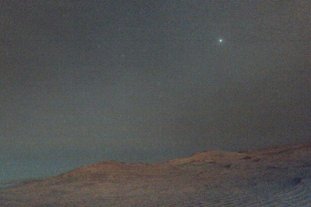 Haunting Image Shows The Moon Deimos From The Surface of Mars : ScienceAlert