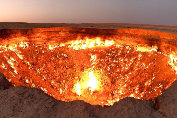 Infamous ‘Gateway to Hell’ Fire Could Finally Stop Raging After 50 Years : ScienceAlert