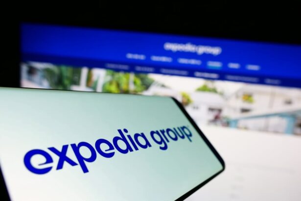 Is EXPE Outperforming the Consumer Cyclical Sector?