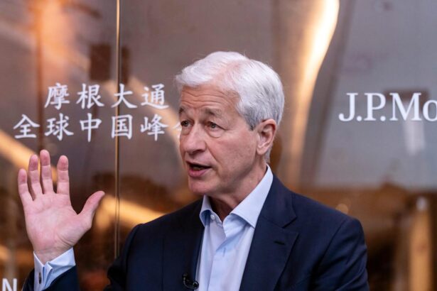 JPMorgan has had enough of grads accepting future-dated roles elsewhere—and anyone caught will now be fired
