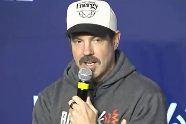 Jason Sudeikis Pays Tribute to Late Uncle George Wendt