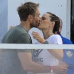 Jennifer Garner Locks Lips With Boyfriend at Charity Event in L.A.