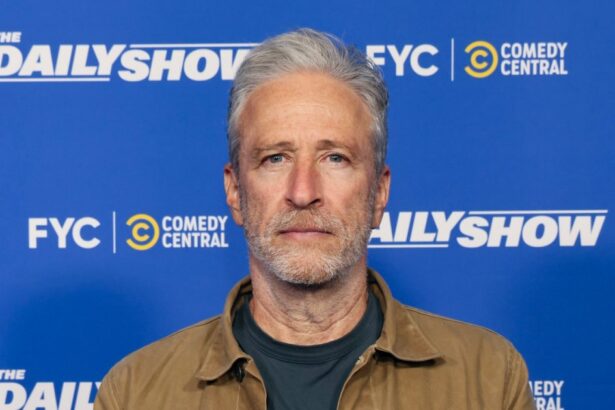 Jon Stewart Slams ABC for Firing Terry Moran Over Trump Tweet