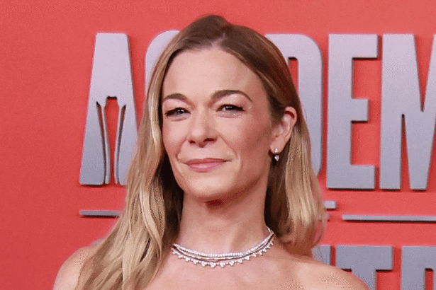LeAnn Rimes Sparks Major Concern As Singer’s Teeth Fall Out