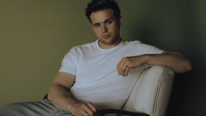 Leo Woodall Joins Rachel Weisz in Netflix Limited Series ‘Vladimir’