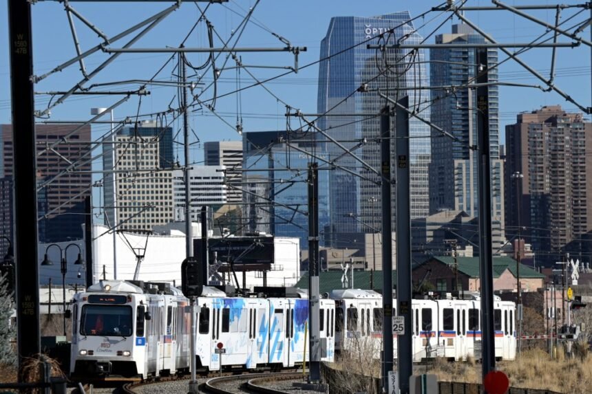 Lightning strikes cause delays on Denver RTD E and R Lines