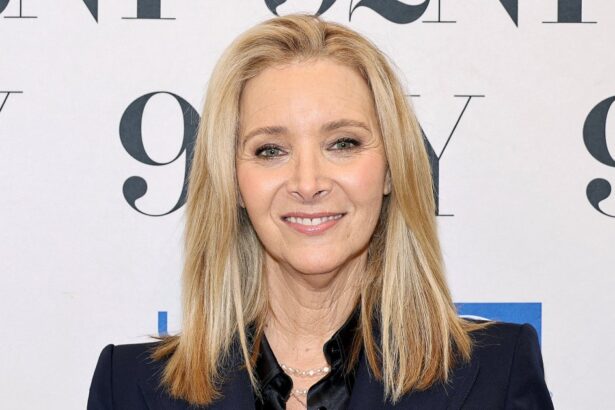 Lisa Kudrow Reveals Why She Might Avoid Joining White Lotus S4