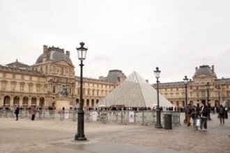 Louvre Museum Shutters as “Exhausted” Staff Go on Strike 