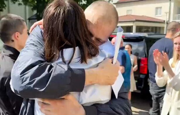 Lukashenko frees Belarusian opposition leader after meeting Trump envoy