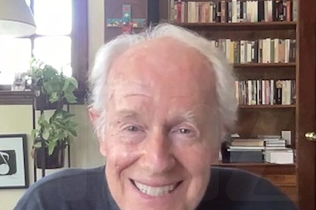 ‘M*A*SH’ Actor Mike Farrell Shares Memories of Late Actress Loretta Swit