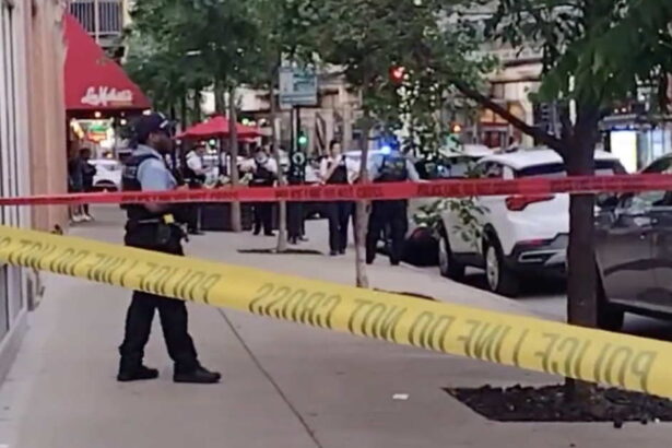 Man shot during fight outside River North pizzeria
