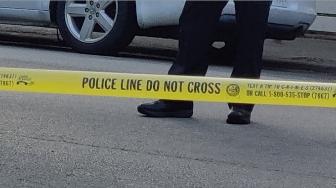 Man shot while sitting in car in Jefferson Park