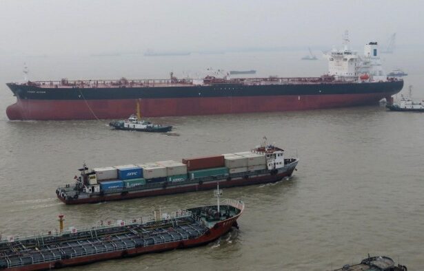 Many oil tanker owners reluctant to brave Strait of Hormuz, Frontline chief says