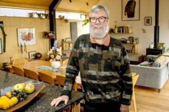 Moore to share his journey to stroke recovery