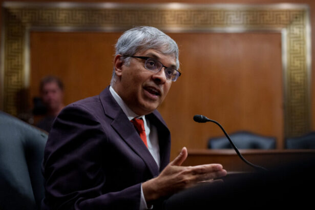 NIH Bhattacharya, Francis Collins, Aspen 2025