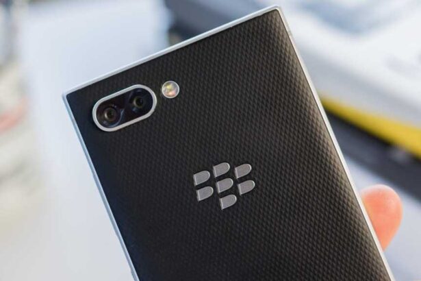 New BlackBerry Phone 2025: Why Classic Models Are Trending & Relaunching