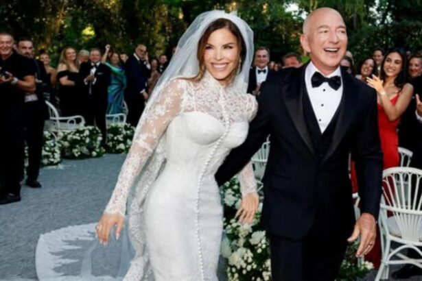 Newlywed Lauren Sanchez Adds New Last Name ‘Bezos’ To Social Profile
