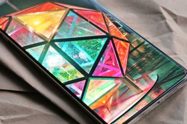 OnePlus 15 Tipped for Display and Camera Downgrades