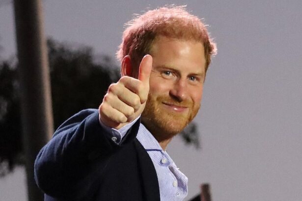 Prince Harry ‘Plotting Return To Royal Family’