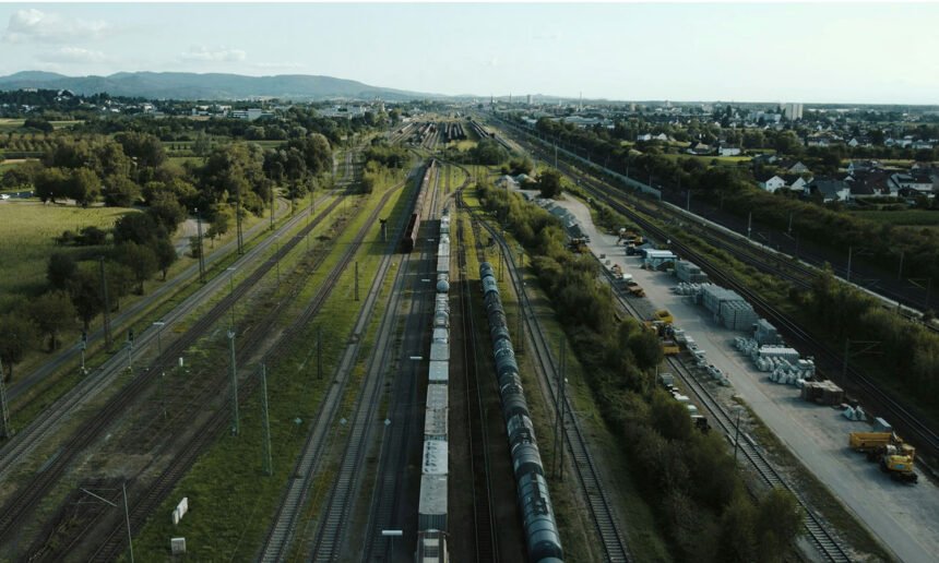 Railroads Are Running Dirty Diesel Trains Through Communities and No One Is Doing Anything About It