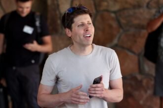 Sam Altman says Meta tried and failed to poach OpenAI’s talent with 0M offers