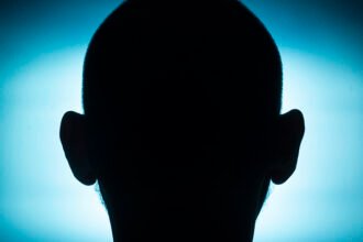 Scientists Beamed Light Right Through a Man’s Head For The First Time : ScienceAlert