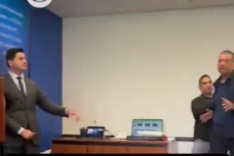 Screen Image Shows Why Secret Service and FBI Treated Sen. Alex Padilla as a Threat to Kristi Noem and Rushed Him Out of the Room |