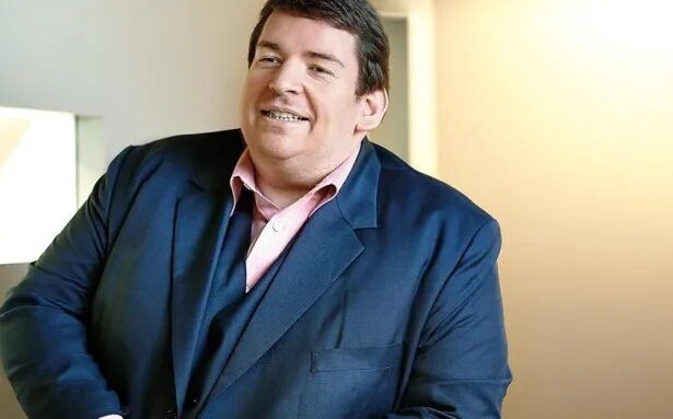 Sipur Studios President was 52