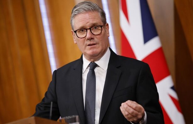 Starmer apologises for ‘island of strangers’ remark