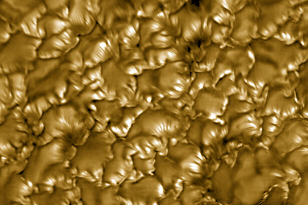 Stunning ‘Solar Curtains’ Phenomenon Revealed on The Sun in New Images : ScienceAlert